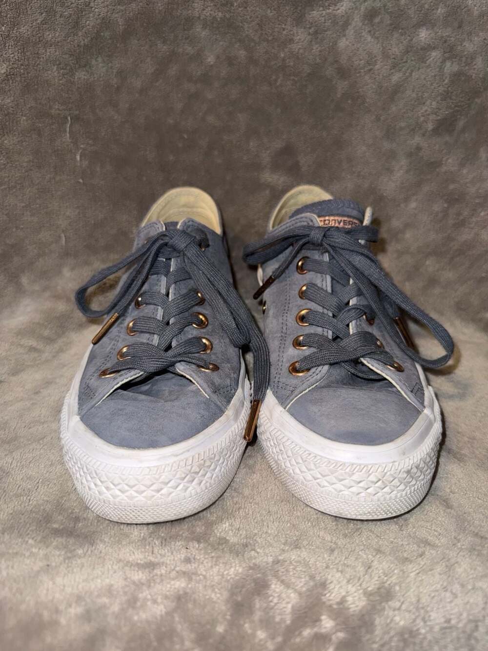 Converse Chuck Taylor All Star Low Top Suede Sneakers Grey Women's 7 Men's 5